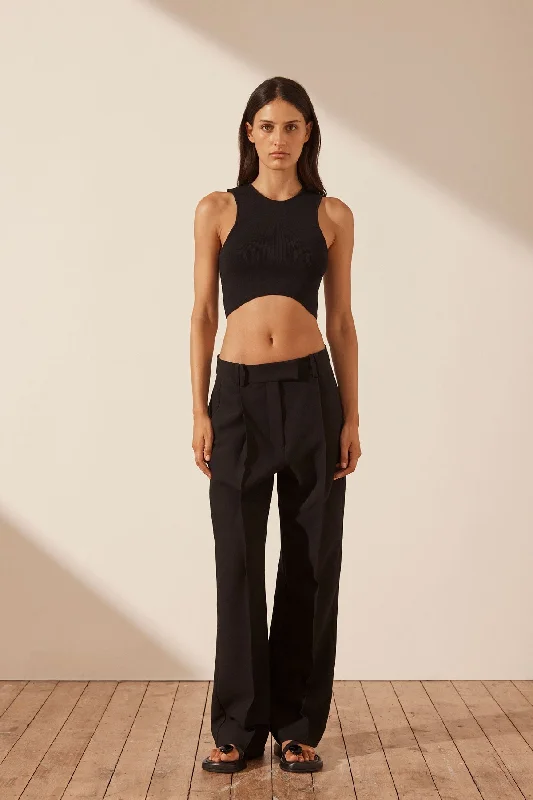 BASIC CURVED HEM CROP TOP - BLACK