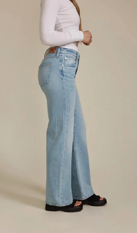 Marli Wide Leg Jeans In Crosby