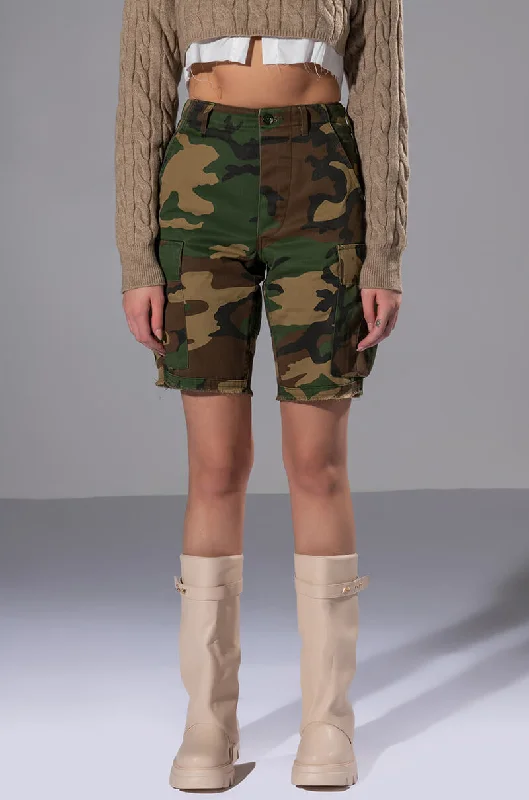 BREAK THE RULES CARGO SHORT